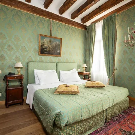 Relais Alberti 4* البندقية-ليدو