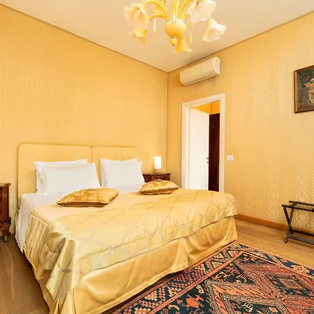فندق Relais Alberti 4*